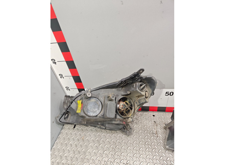 Фара передняя (комплект) к Opel Astra, 2006г.