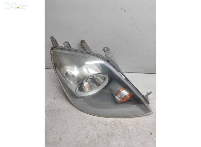 Фара правая к Ford Fiesta 2006 г.