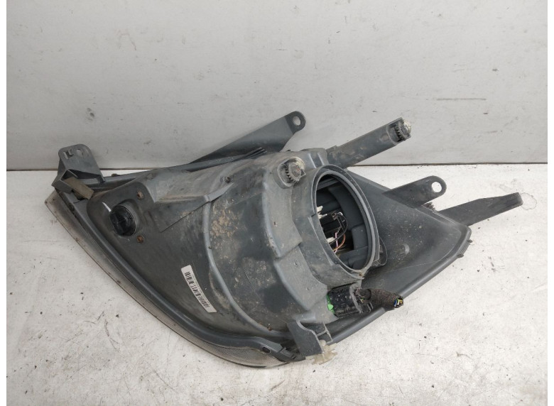 Фара правая к Ford Fiesta, 2006г.