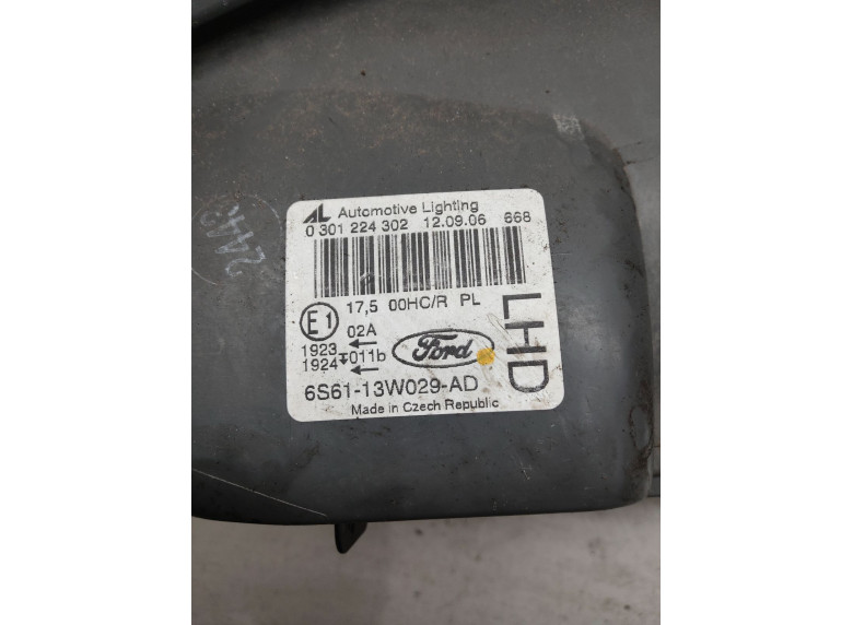 Фара правая к Ford Fiesta, 2006г.