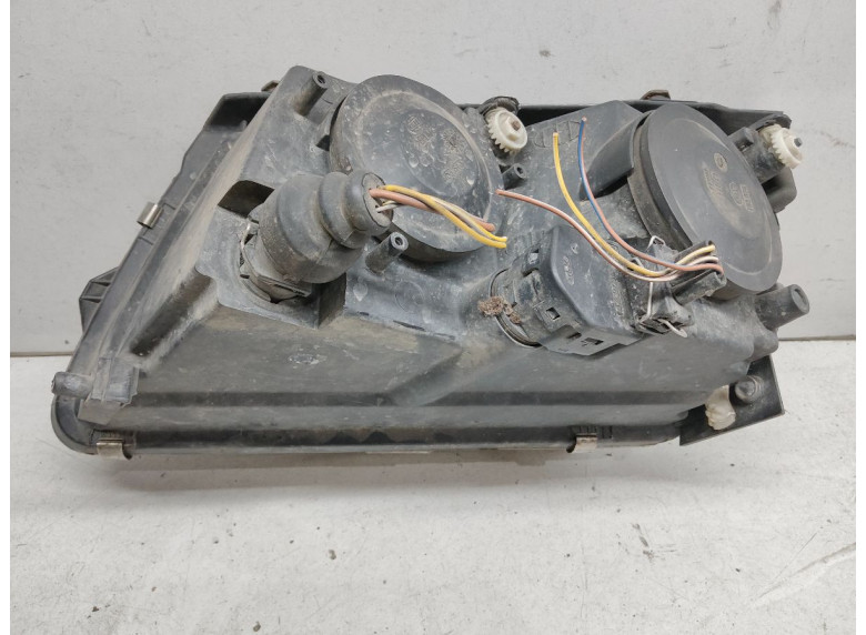 Фара правая к Volkswagen Passat, 1998г.