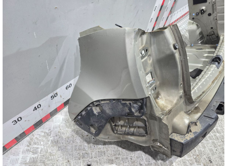 Четверть задняя левая к Dacia Duster, 2011г.