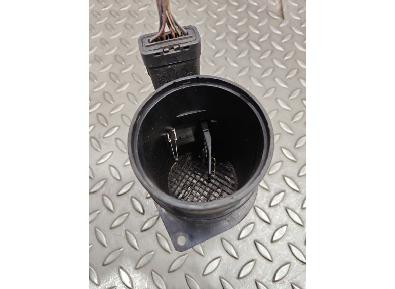 Расходомер воздуха к Renault Laguna, 2004г.