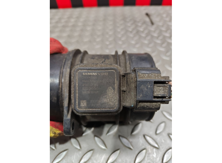 Расходомер воздуха к Opel Vivaro, 2009г.