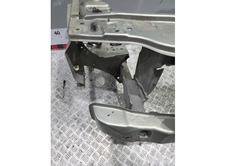 Четверть передняя правая к Dacia Duster, 2011г.