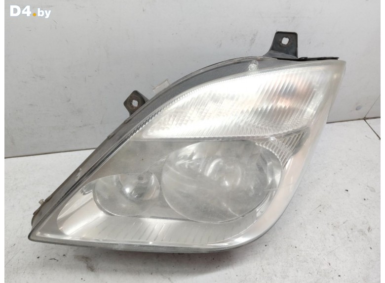 Фара левая к Mercedes Sprinter 2006 г.