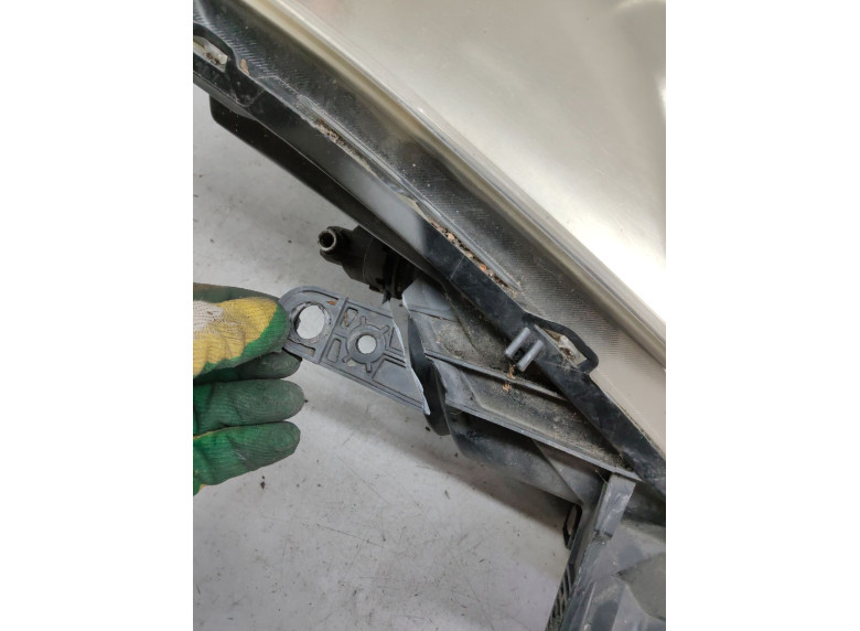 Фара левая к Renault Clio, 2010г.