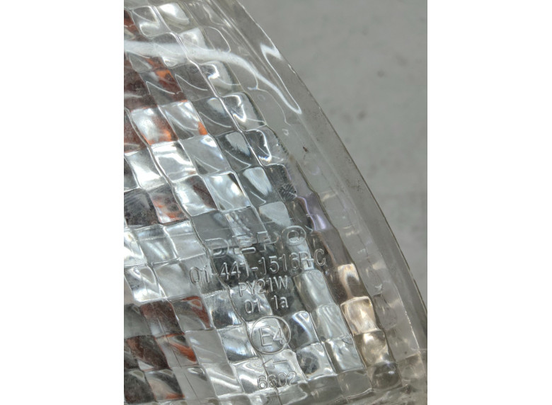 Поворотник правый к Volkswagen Passat, 1999г.