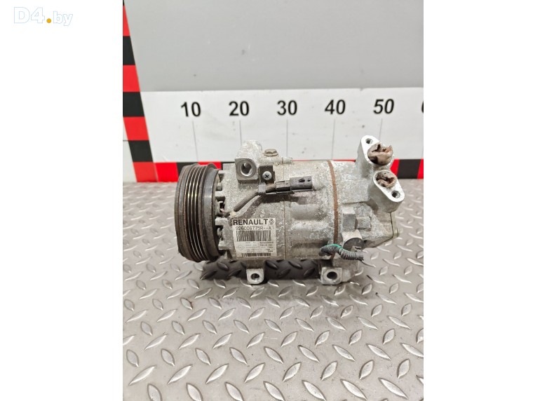 Компрессор кондиционера к Dacia Sandero 2012 г.
