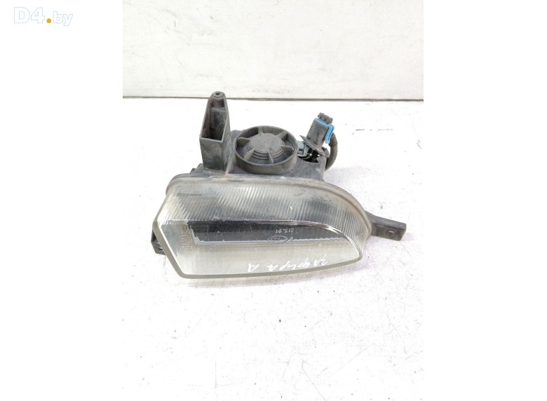 Фара противотуманная правая к Opel Zafira 2000 г.