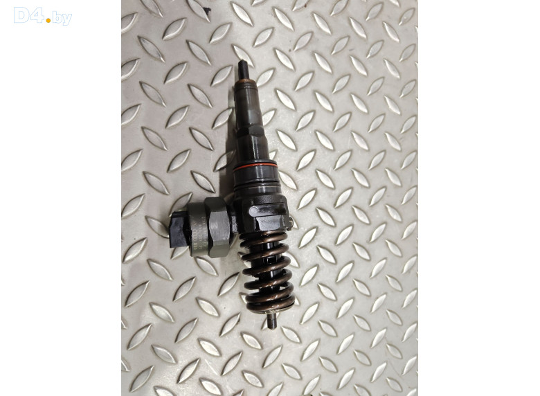Форсунка к Volkswagen Passat 2001 г.