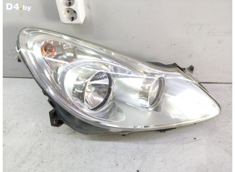 Фара правая к Opel Corsa 2007 г.