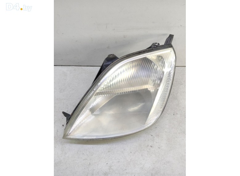 Фара левая к Ford Fiesta 2004 г.