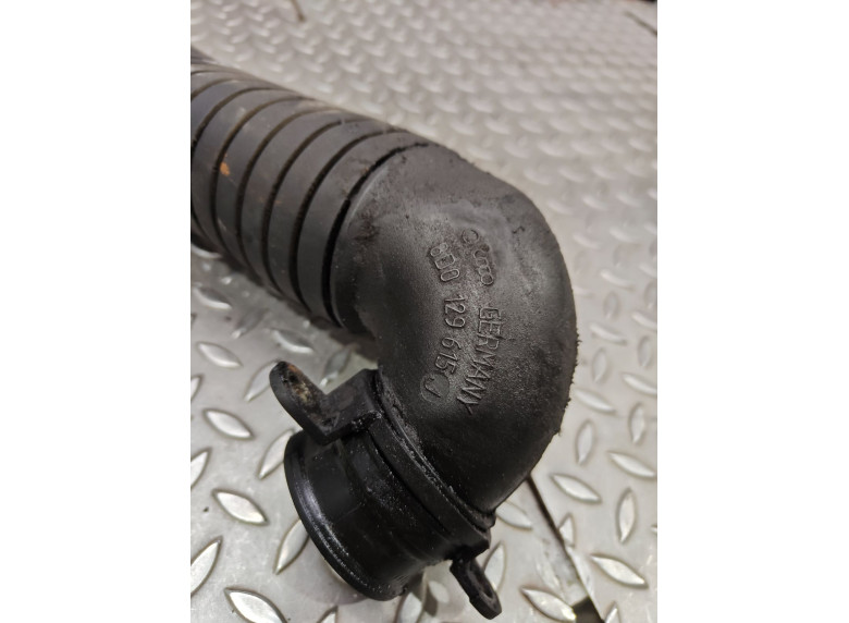 Патрубок турбины к Volkswagen Passat, 2001г.