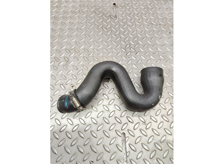 Патрубок интеркулера к Volkswagen Passat, 2001г.