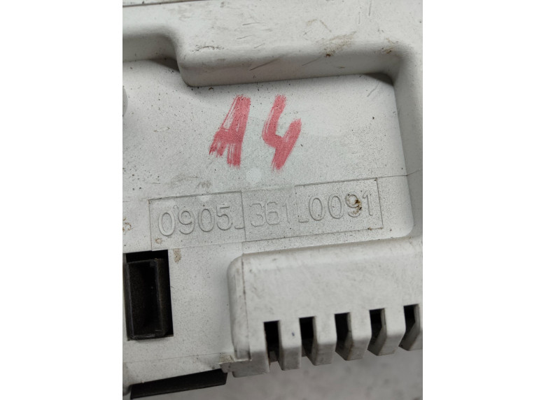 Щиток приборов (приборная панель) к Audi A4, 2000г.