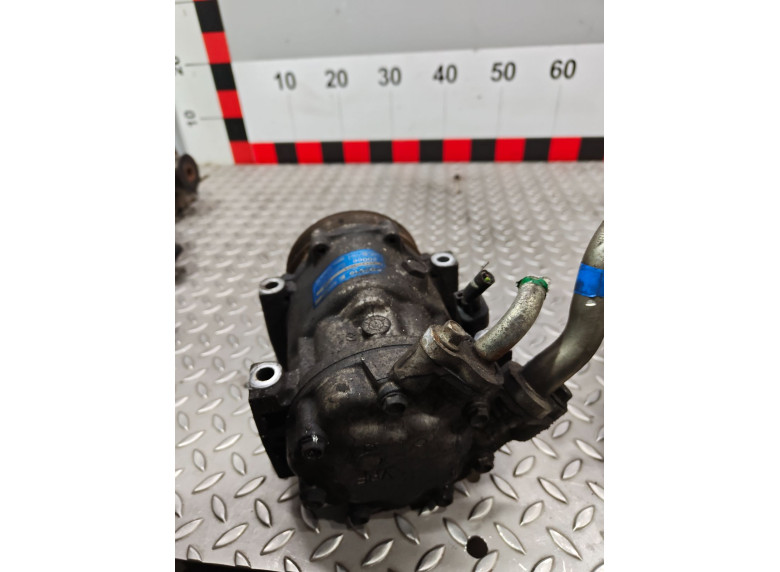 Компрессор кондиционера к Ford Focus, 2008г.