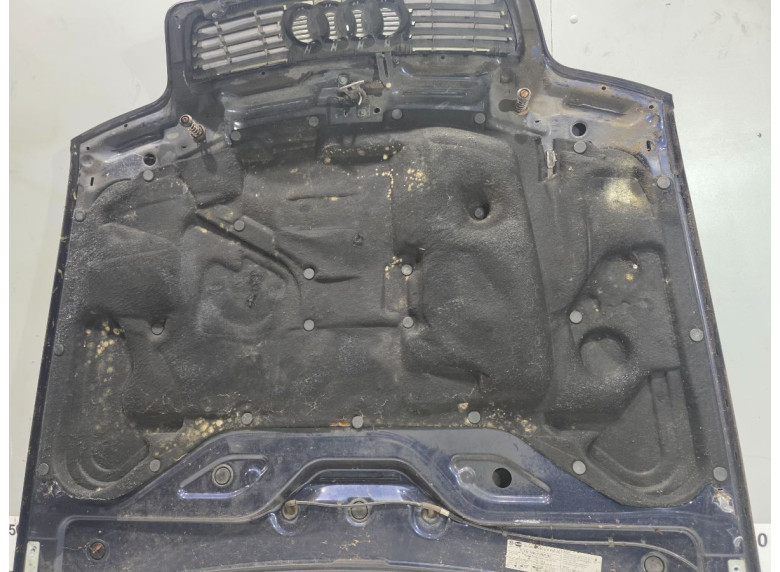 Шумоизоляция капота к Audi A6, 1995г.