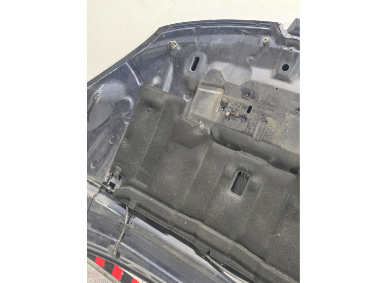 Шумоизоляция капота к Renault Megane, 2010г.