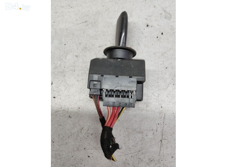 Замок зажигания к Mercedes SW220 2003 г.