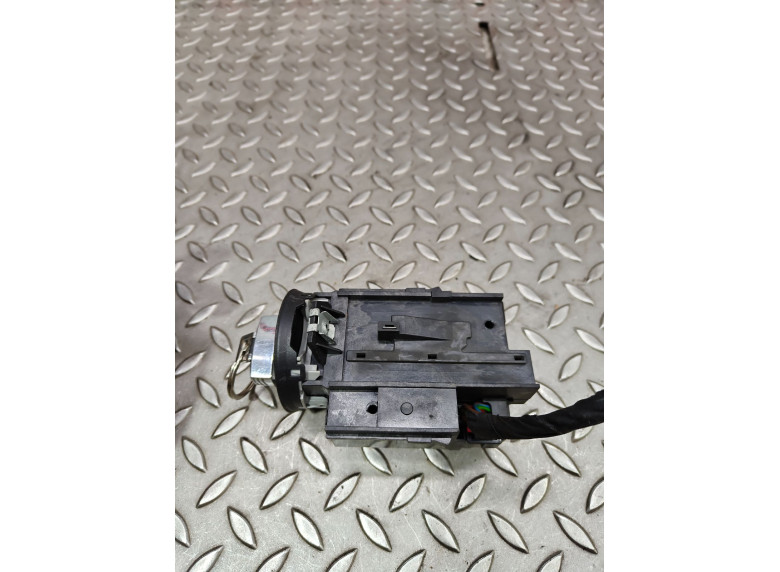 Замок зажигания к Volkswagen Passat, 2007г.