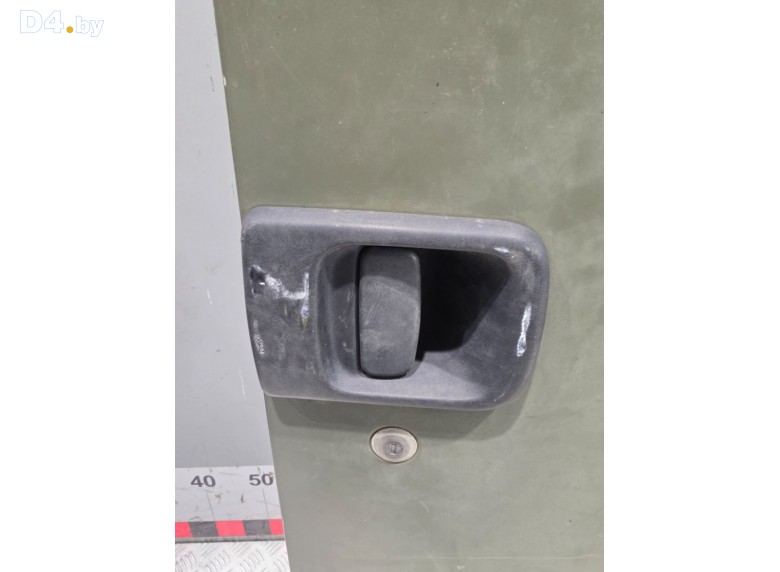 Ручка наружная распашной двери правой к Renault Master 2008 г.