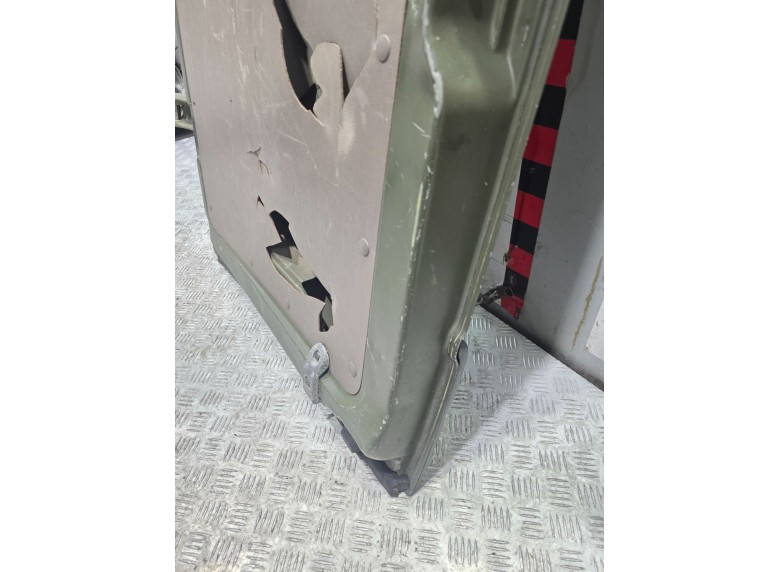 Дверь задняя распашная правая к Дверь задняя распашная правая к Renault Master 2008 г. Master