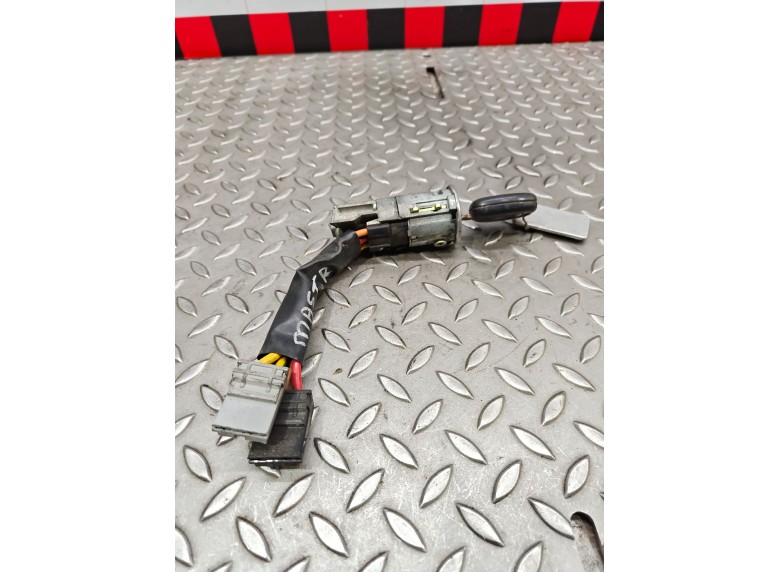 Замок зажигания к Замок зажигания к Renault Master 2001 г. Master