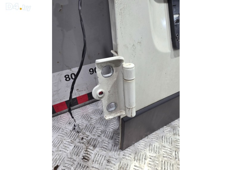 Петля двери задней левой к Peugeot Boxer 2009 г.