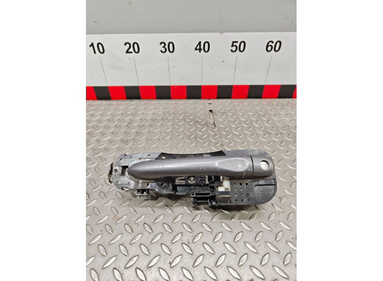 Ручка наружная передняя левая к Renault Scenic, 2013г.