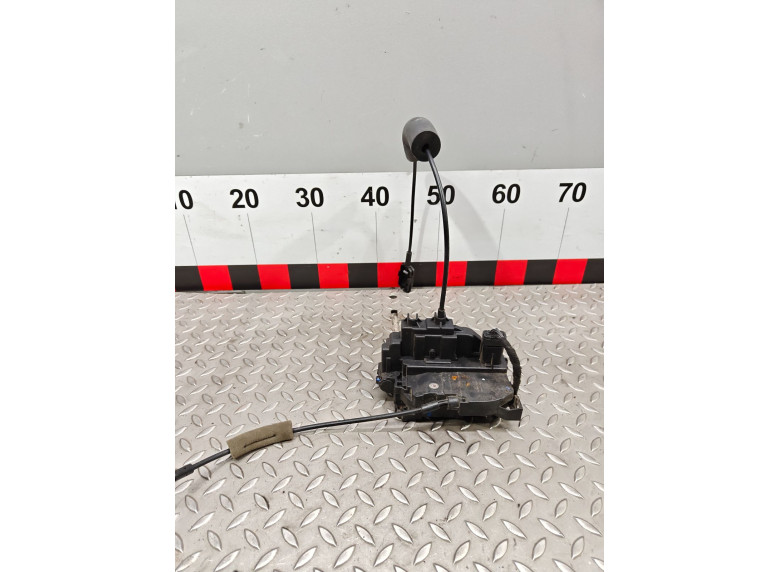 Замок двери передней правой к Renault Scenic, 2013г.