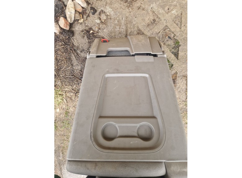 Сиденье заднее к Сиденье заднее к Renault Espace 2006 г. Espace