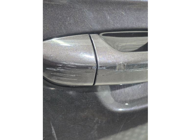 Ручка наружная передняя правая к Volkswagen Passat, 2007г.