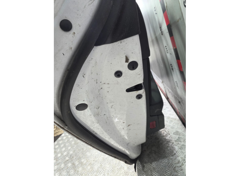 Замок двери задней левой к Audi A4, 2021г.