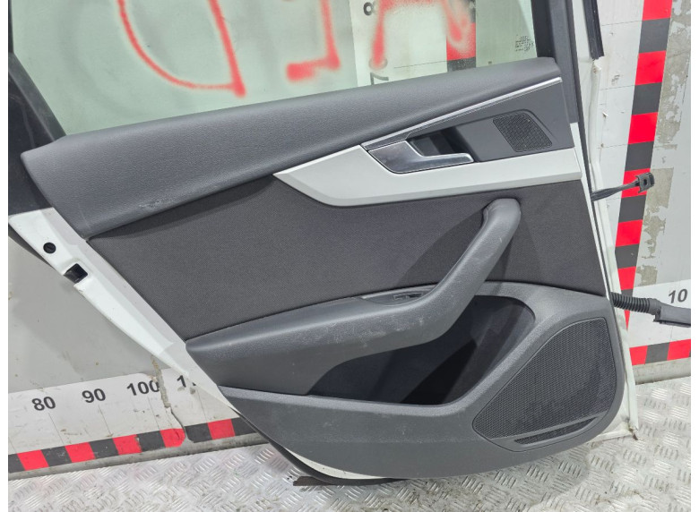Обшивка двери задней левой (дверная карта) к Audi A4, 2021г.
