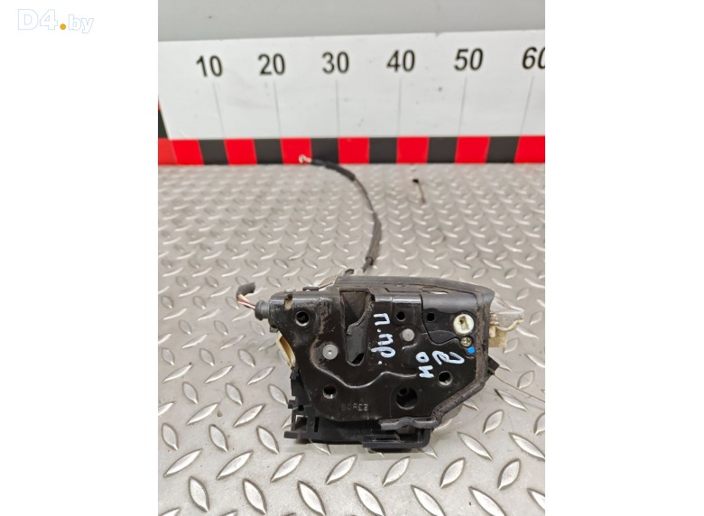 Замок двери передней правой к Seat Leon 2008 г.