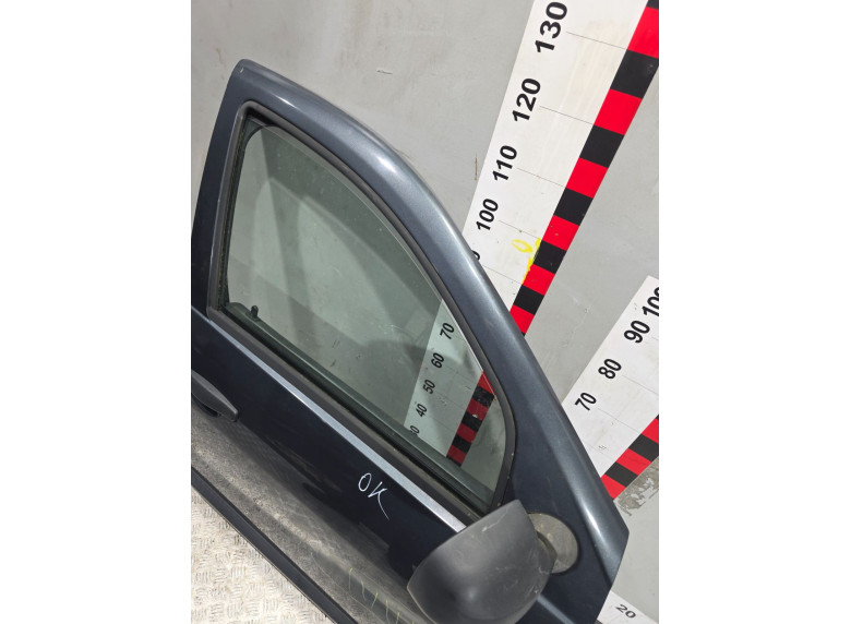 Дверь передняя правая к Dacia Sandero, 2011г.