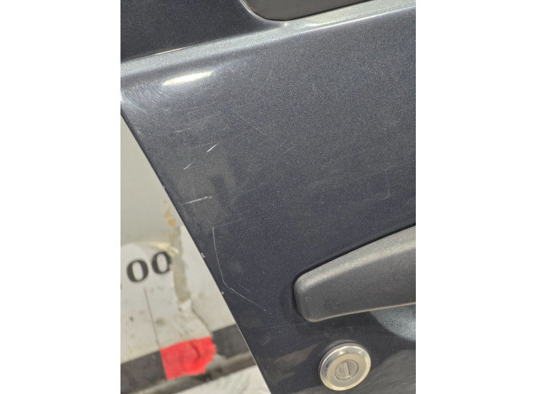 Дверь передняя правая к Dacia Sandero, 2011г.