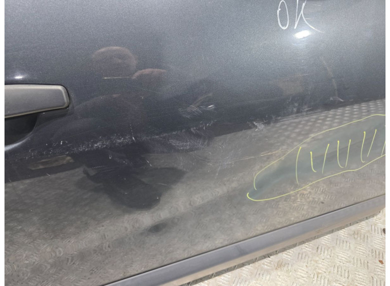 Дверь передняя правая к Dacia Sandero, 2011г.