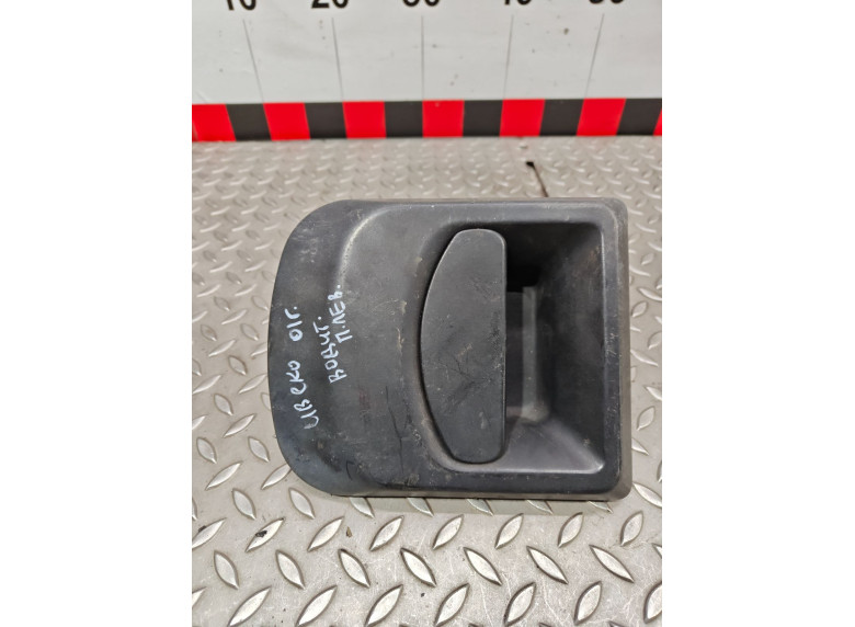 Ручка наружная передняя правая к Iveco Daily, 2001г.