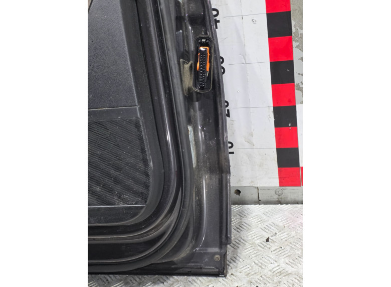 Дверь задняя левая к Volkswagen Passat, 2007г.