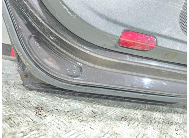 Дверь задняя левая к Volkswagen Passat, 2007г.