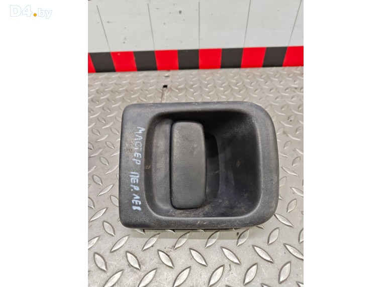 Ручка наружная передняя левая к Renault Master 2003 г.