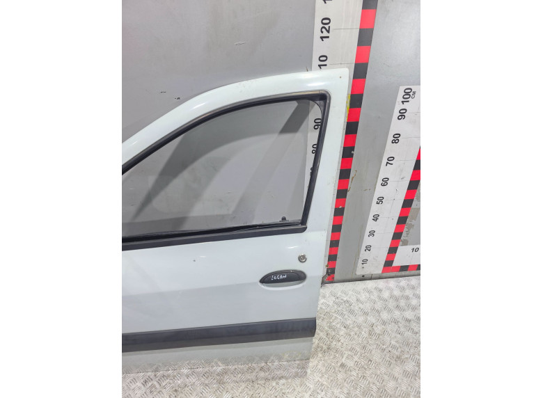 Дверь передняя левая к Dacia Logan, 2008г.