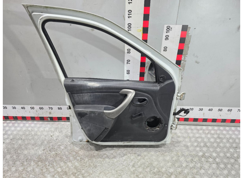 Дверь передняя левая к Dacia Logan, 2008г.