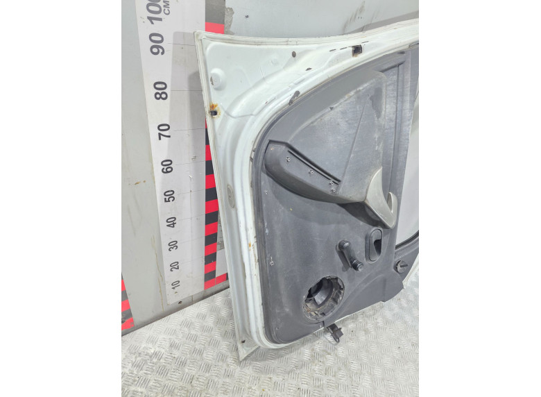 Дверь передняя левая к Dacia Logan, 2008г.