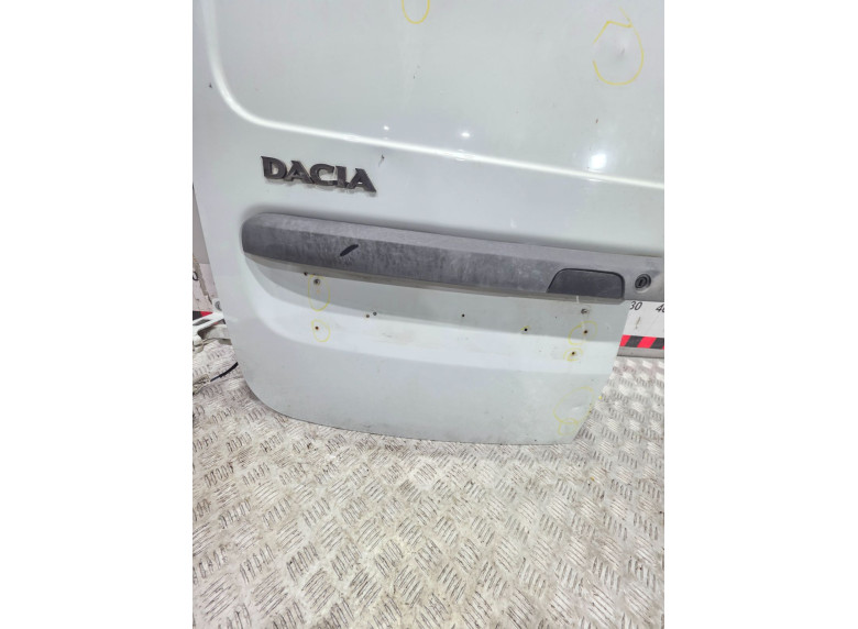 Дверь задняя распашная левая к Dacia Logan, 2008г.