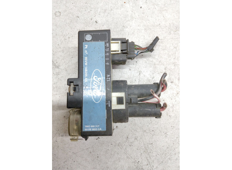 Реле вентилятора к Volkswagen Sharan, 2000г.