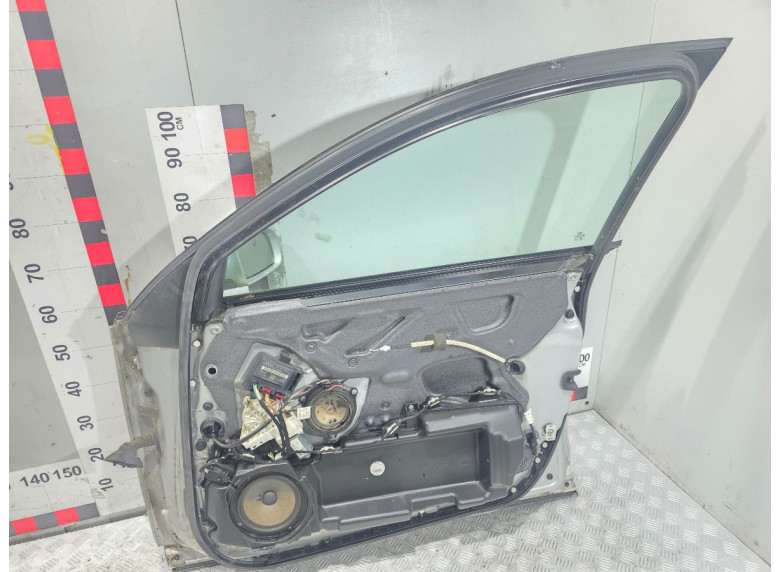 Дверь передняя правая к Audi A6, 2006г.