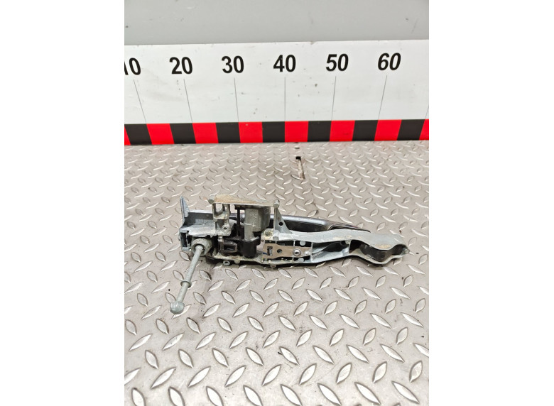 Ручка наружная передняя левая к Peugeot 5008, 2009г.